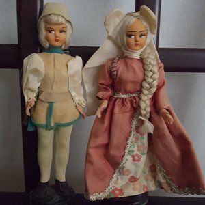 Romeo & Juliet vintage couple dolls